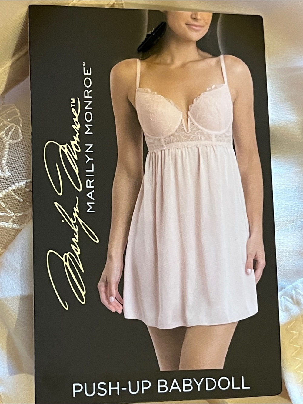 Sexy chemise/ cami push-up babydoll w/ strings. Lace & satin. Bridal. Cream. L